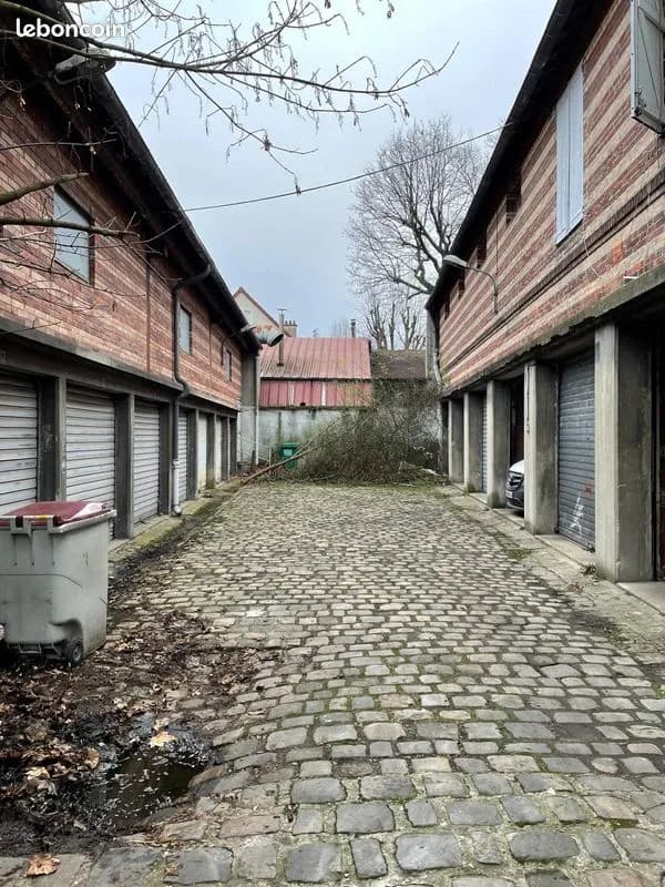 Ensemble immobilier - Photo 1