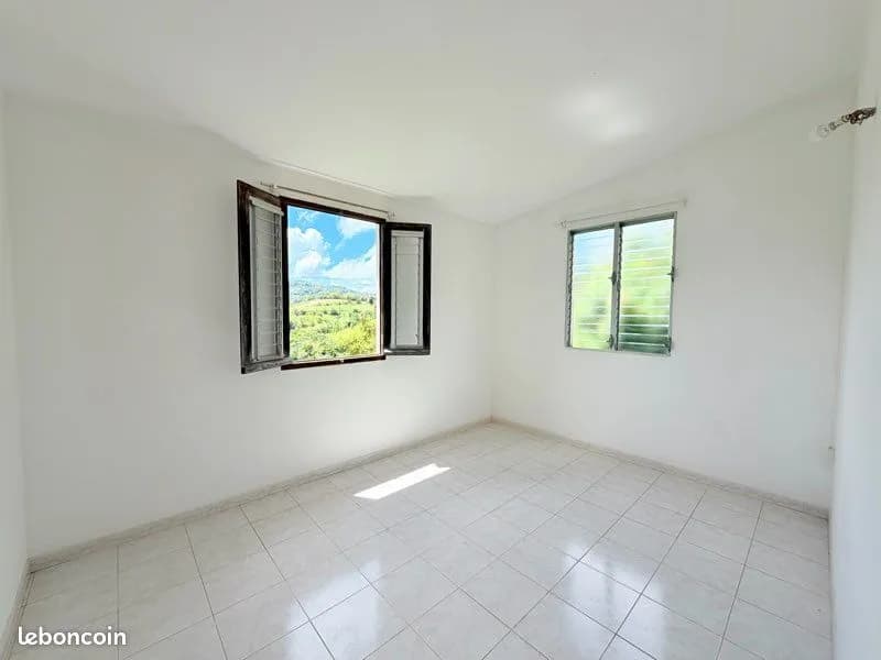 IMMENBLE À VENDRE : 4 logements - deux T4, un T2 et un studio - Photo 1
