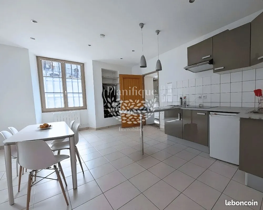 Immeuble 6 pièces 301 m² - Photo 1