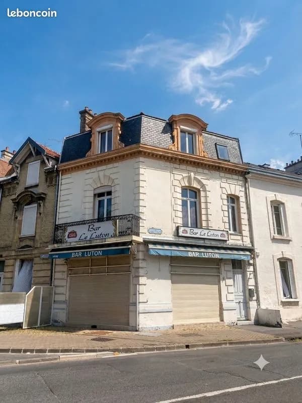 Local commercial & duplex - Photo 1