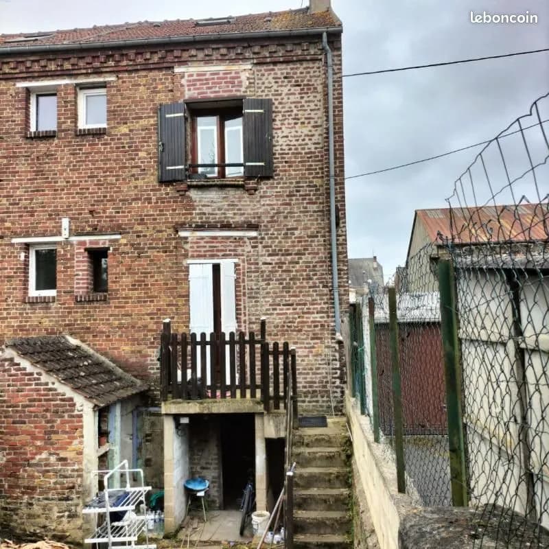 Immeuble 65 m² - Photo 1