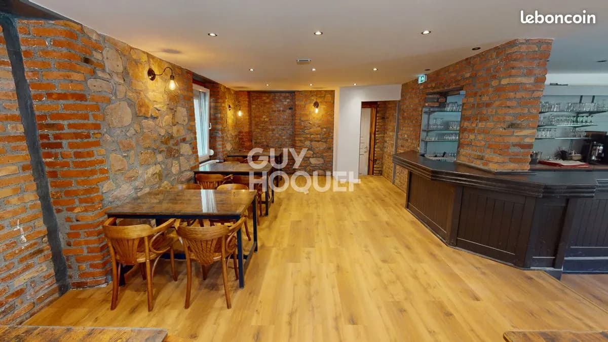 Immeuble 225 m² - Photo 1