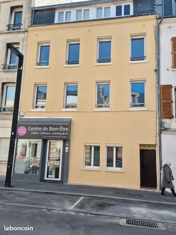Immeuble de rapport 10 pièces 234 m² - Photo 1