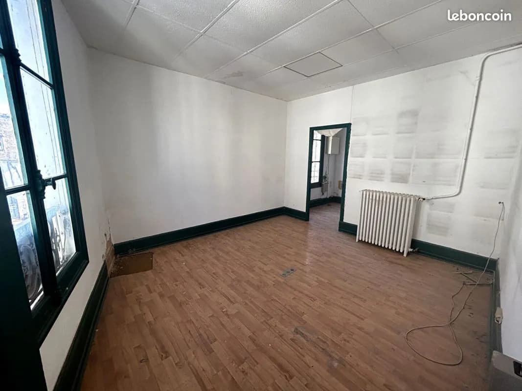 Immeuble 270 m² - Photo 1