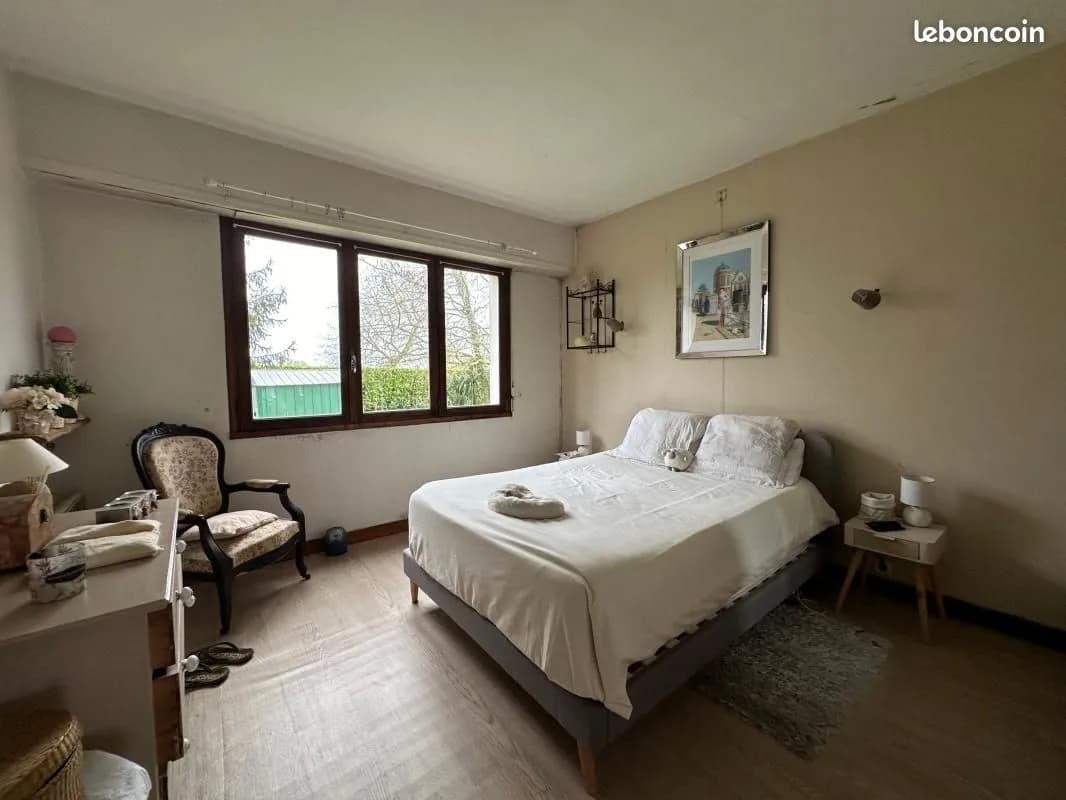 Immeuble 258 m² - Photo 1