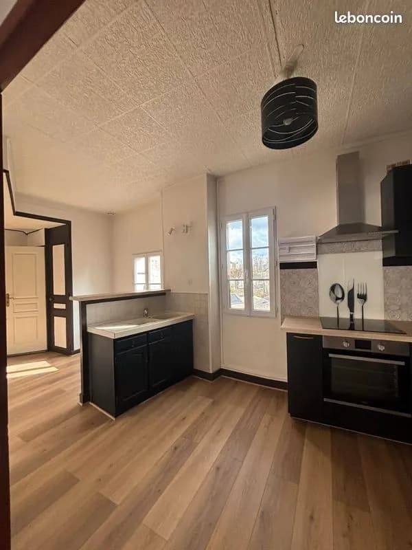 Immeuble 4 pièces 150 m² - Photo 1
