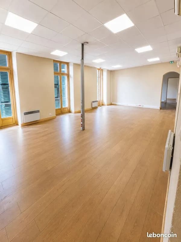 Ajaccio - secteur préfecture - ensemble immobilier d'exception de 630 m² avec vue mer - Photo 1
