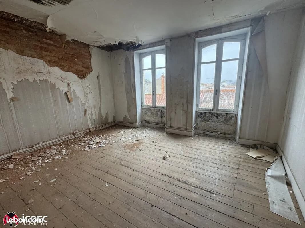 Immeuble 90 m² - Photo 1