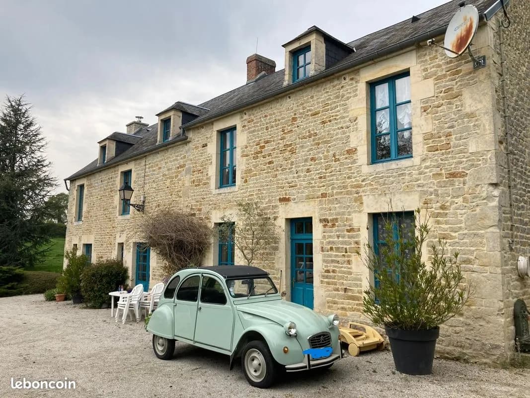 Ensemble immobilier - Photo 1
