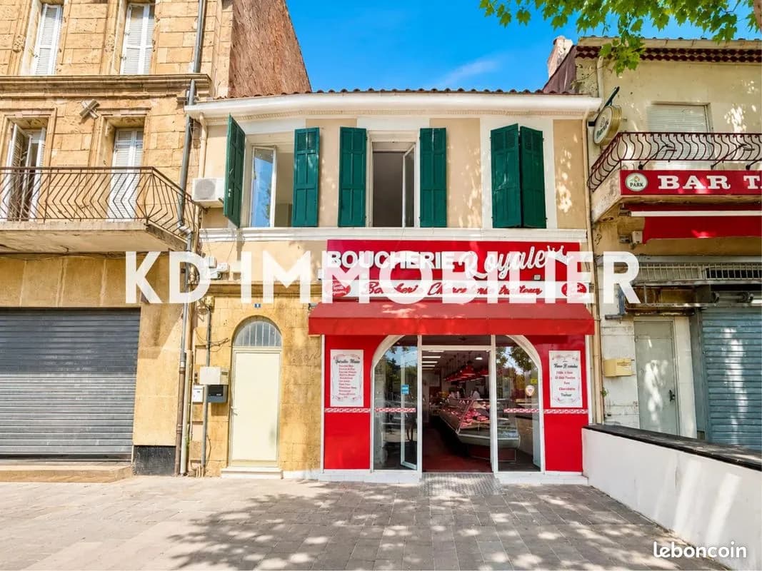 Immeuble - Photo 1