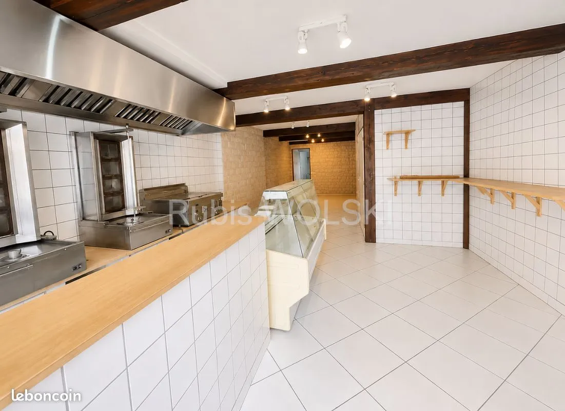 Immeuble 160 m² - Photo 1