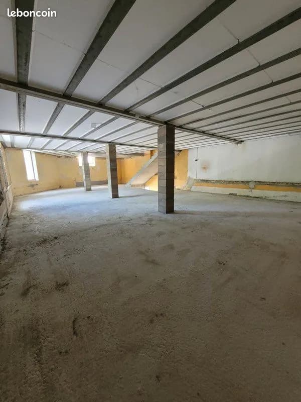 Immeuble 450m2 - Photo 1