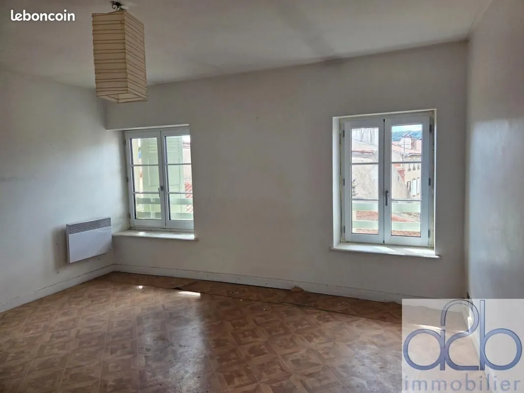 Immeuble 180 m² - Photo 1