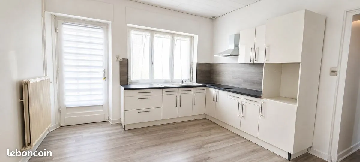 Immeuble de rapport 7 pièces 240 m² - Photo 1