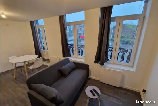 Immeuble 30 pièces 500 m² - Photo 1