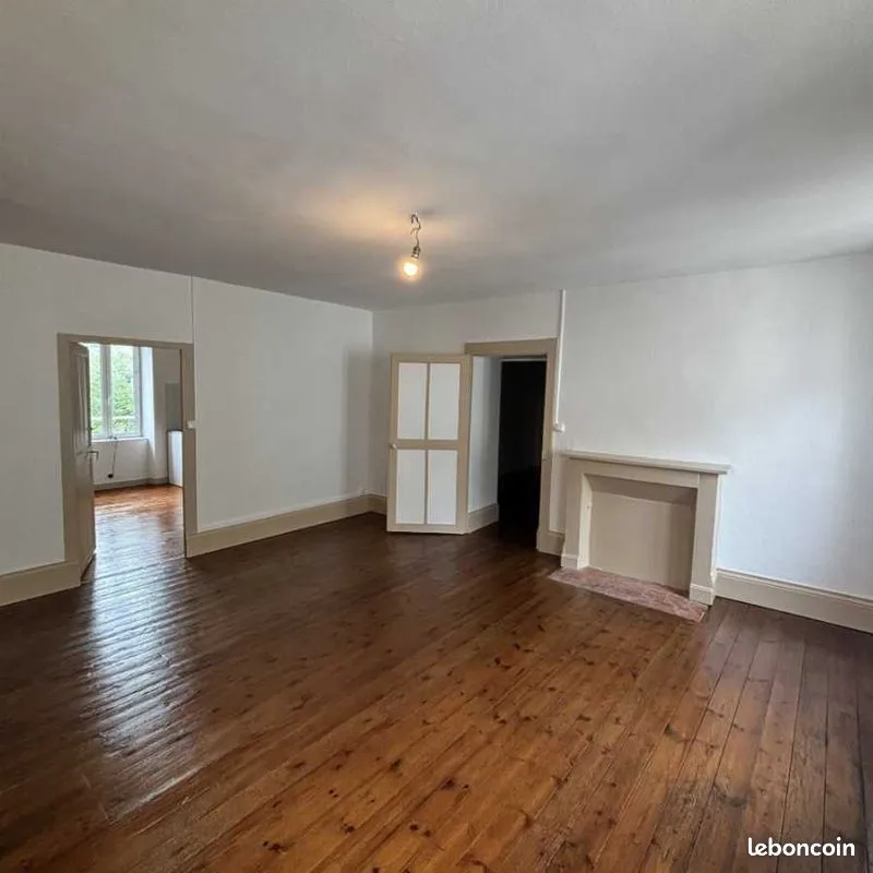 Vend immeuble avec 4 appartements rénovés et loués - Photo 1