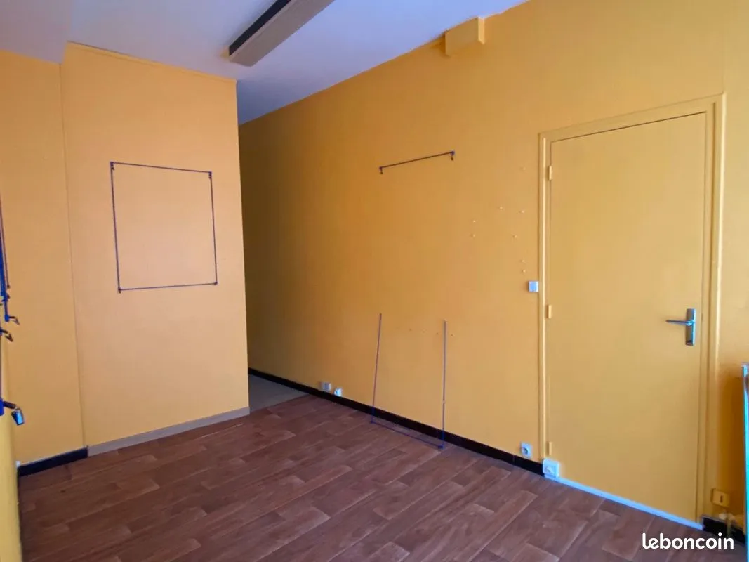 Immeuble 130 m² - Photo 1