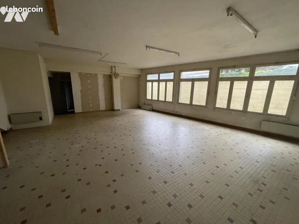 Immeuble 280 m² - Photo 1