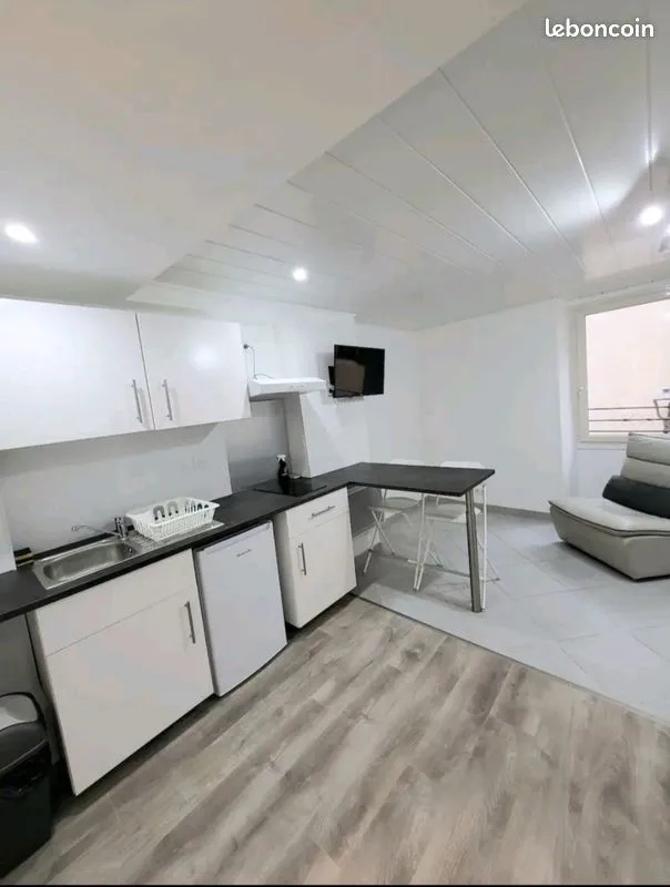 Immeuble de rapport 4 pièces 85 m² - Photo 1