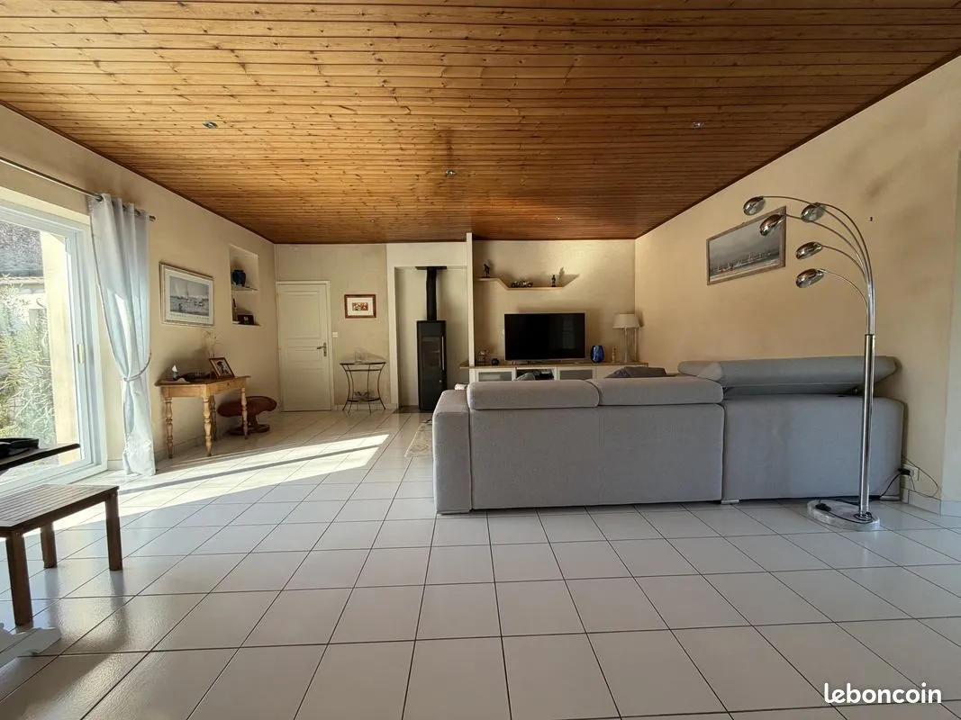 Immeuble 170 m² - Photo 1