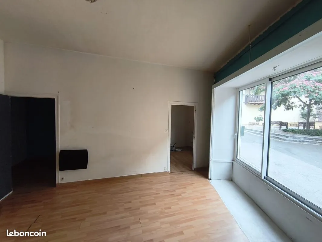 Immeuble 6 pièces 150 m² - Photo 1