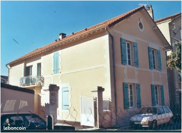 Immeuble de rapport 8 pièces 241 m² - Photo 1