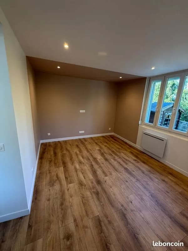 Immeuble de rapport 1 pièce 148 m² - Photo 1