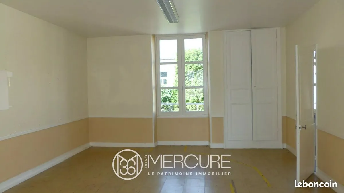 Immeuble 8 pièces 580 m² - Photo 1