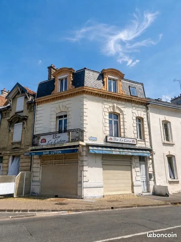 Local commercial & duplex - Photo 1