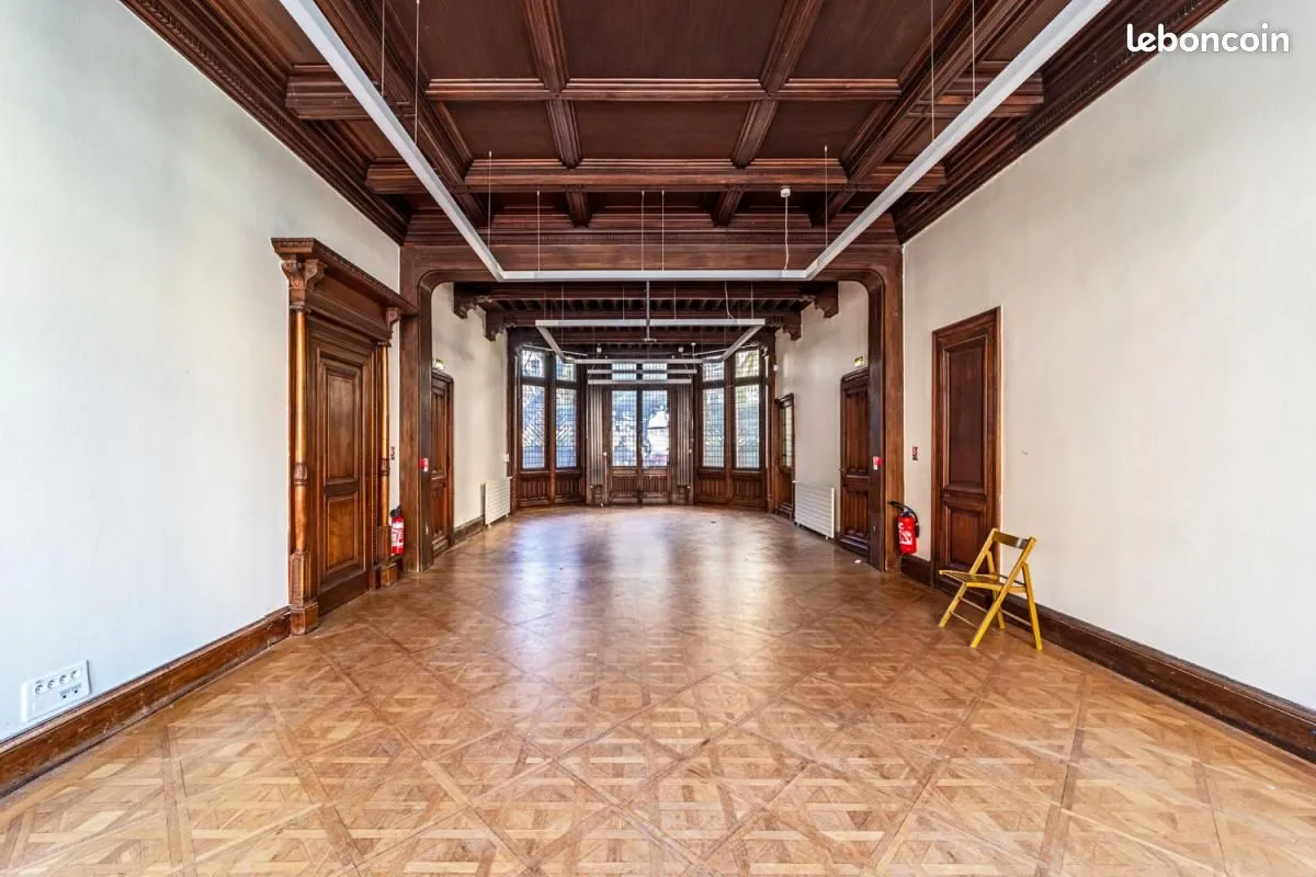 Immeuble 611 m² - Photo 1