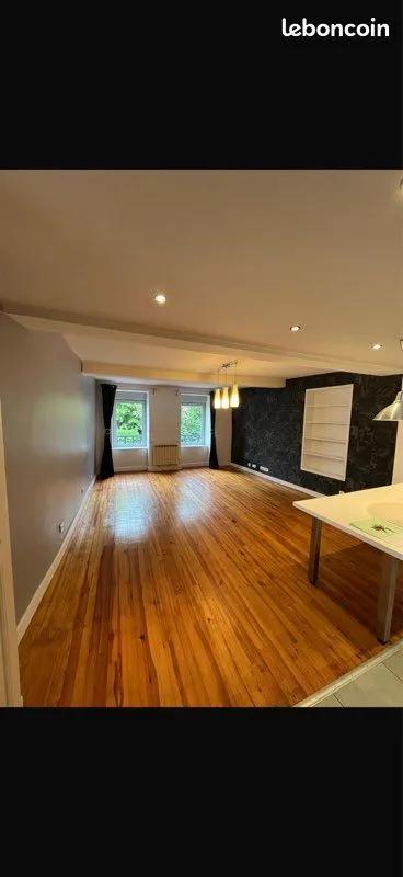 Immeuble 7 pièces 218 m² - Photo 1