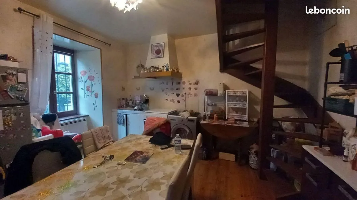 Immeuble 200 m² - Photo 1