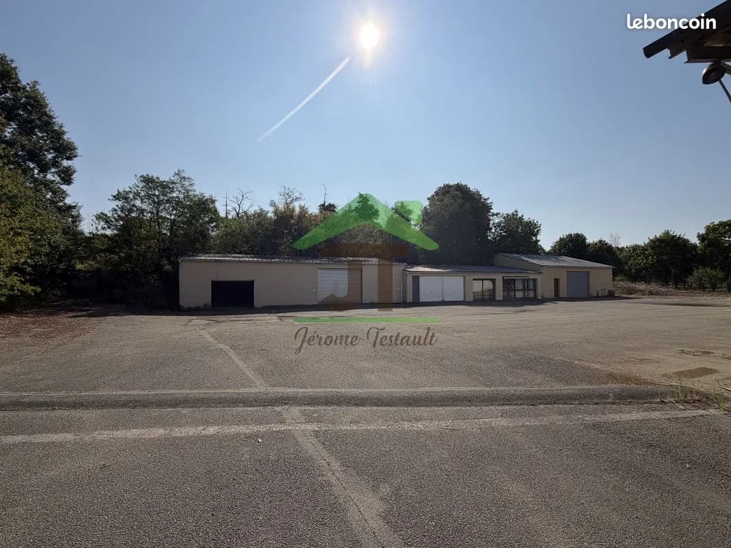 Immeuble 1300 m² - Photo 1