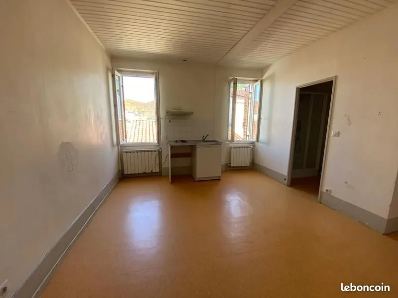 Immeuble 168 m² - Photo 1