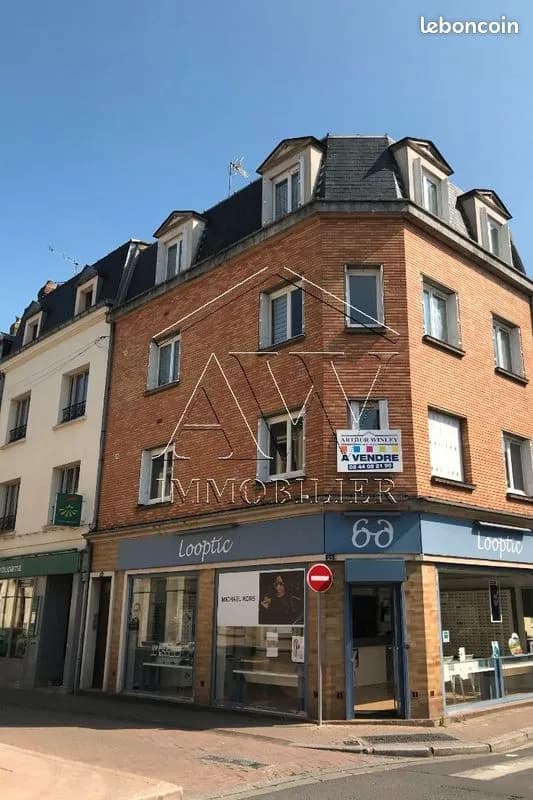 Immeuble de rapport 200 m² - Photo 1