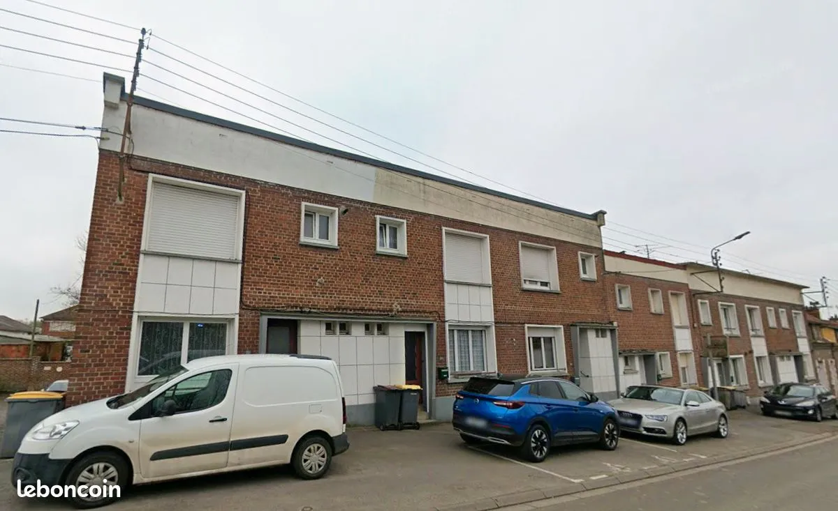 Immeuble 24 pièces 715 m² - Photo 1