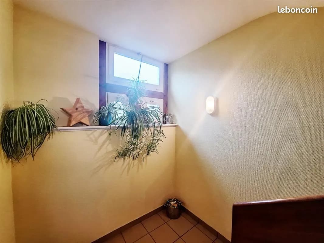 Immeuble 378 m² - Photo 1