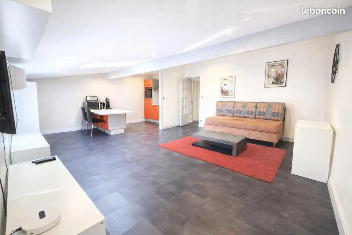 Immeuble 110 m² - Photo 1