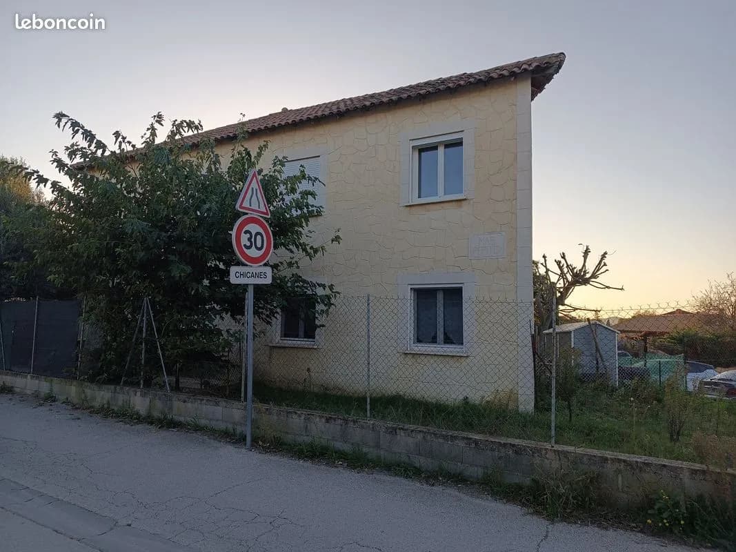 Immeuble 20 pièces 310 m² - Photo 1