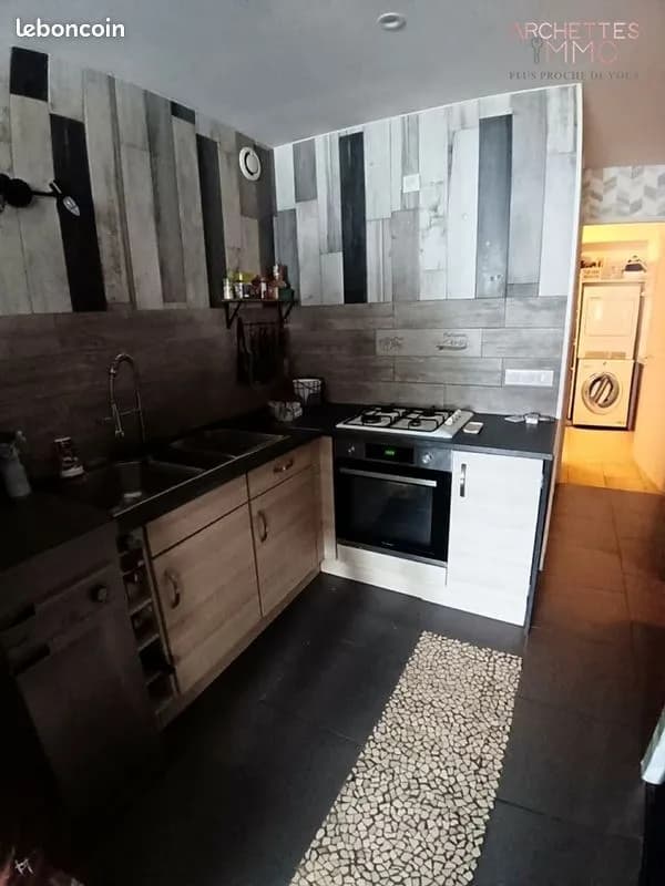 Immeuble 3 pièces 184 m² - Photo 1