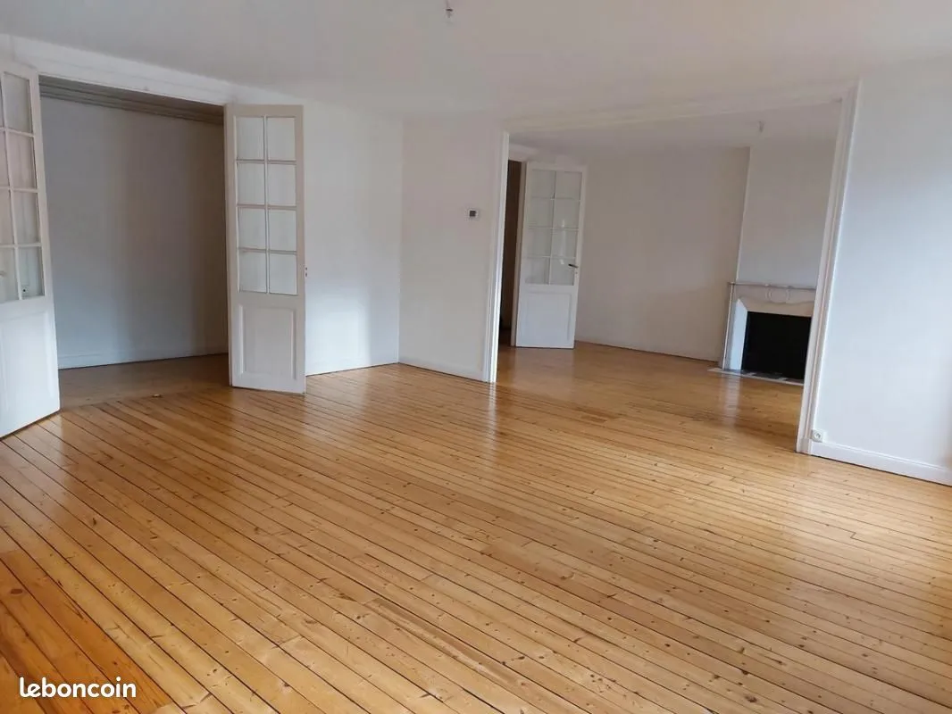 Immeuble 5 pièces 160 m² - Photo 1