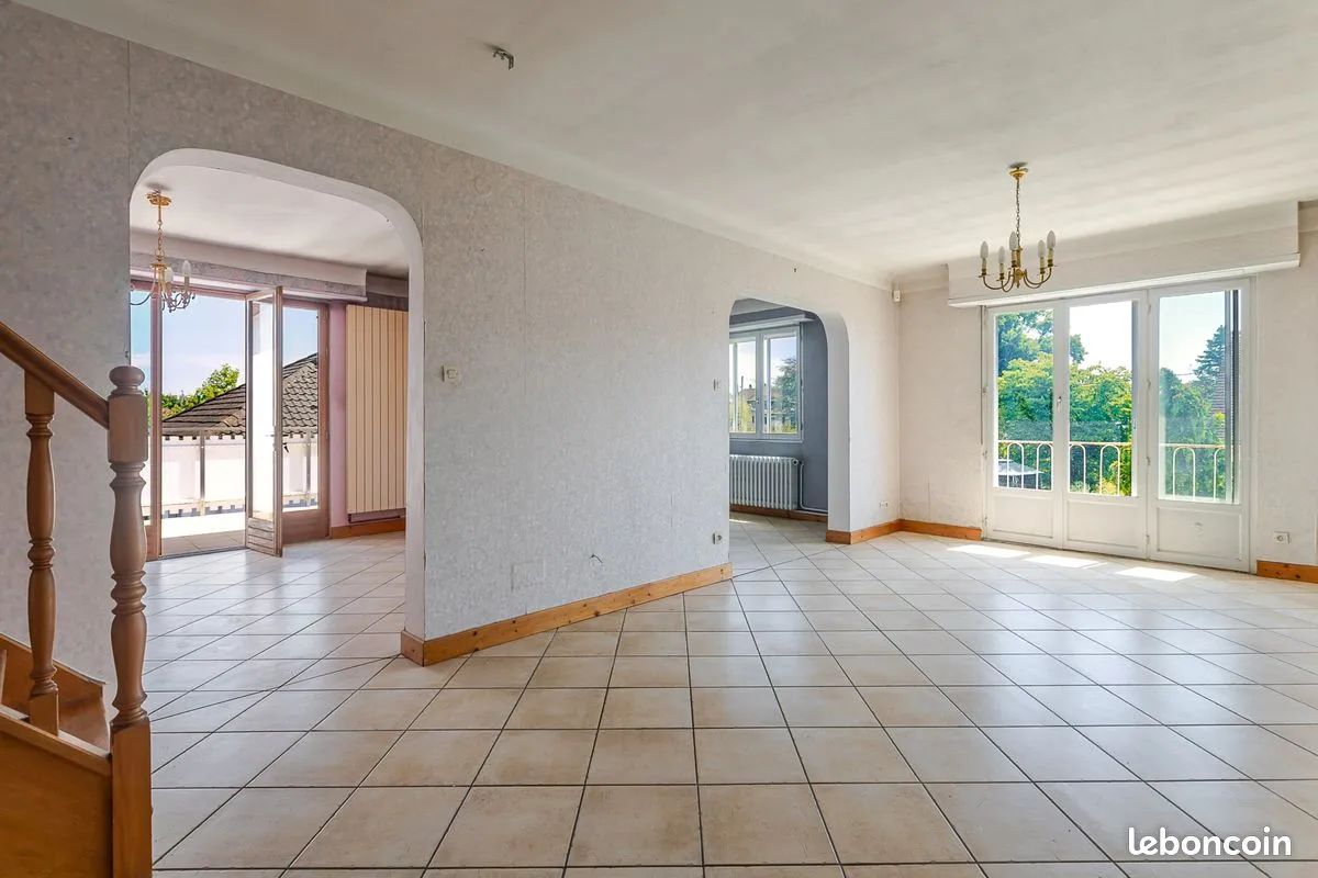 Strasbourg - Immeuble 213m² - 2 appartements -bi famille- - LIBRE - INVESTISSEMENT LOCATIF (idéal colocation/co-living-10 chambres possibles) - Photo 1