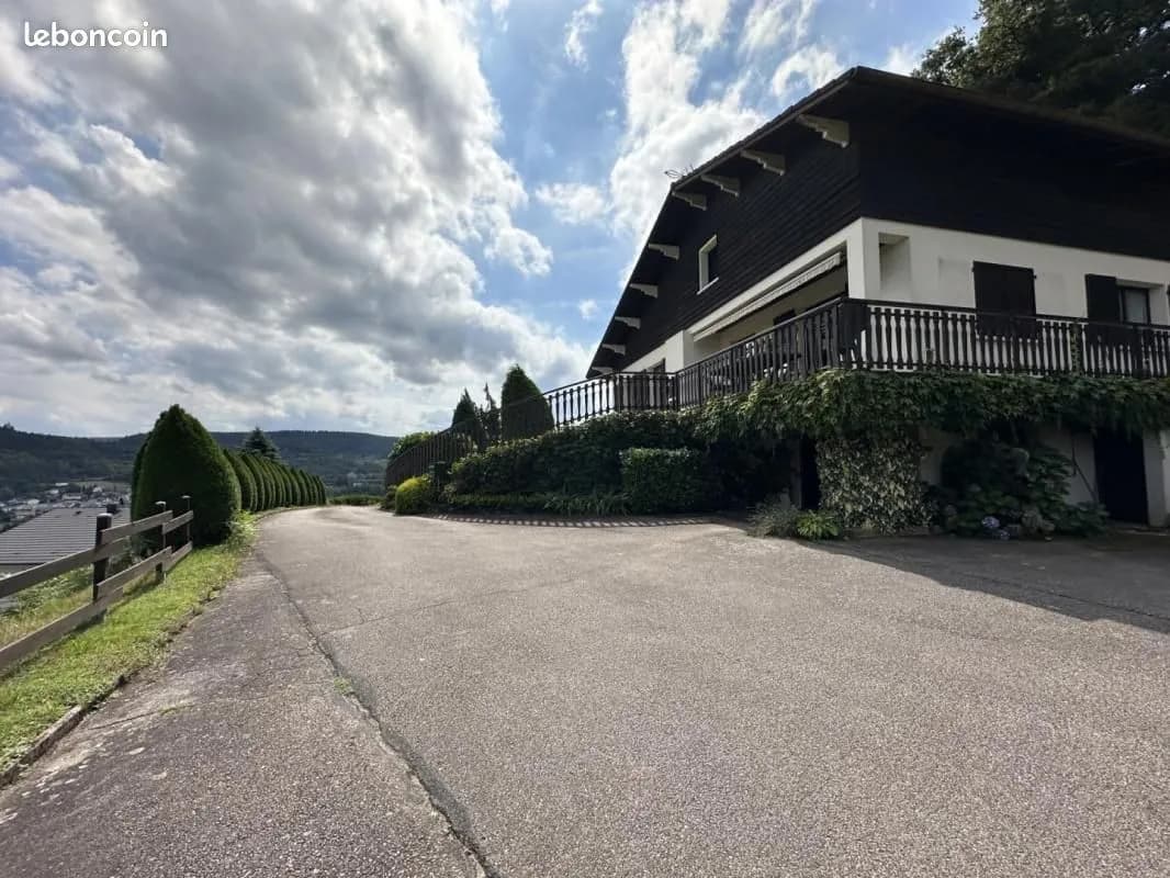 Immeuble 171 m² - Photo 1