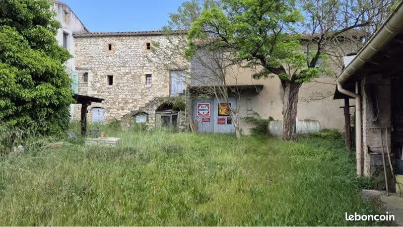 Ensemble immobilier de caractère - Photo 1