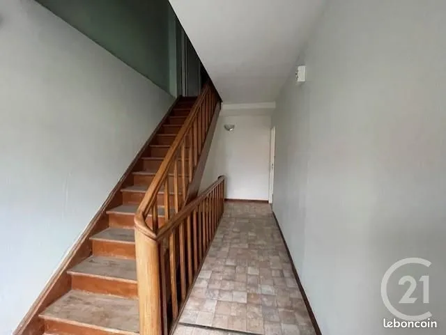 Immeuble 230 m² - Photo 1