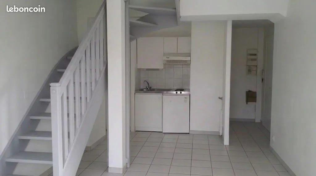 Ensemble immobilier logements loués - Photo 1