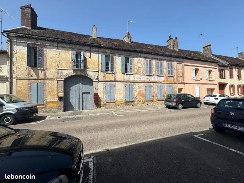 Immeuble 250m2 - Photo 1