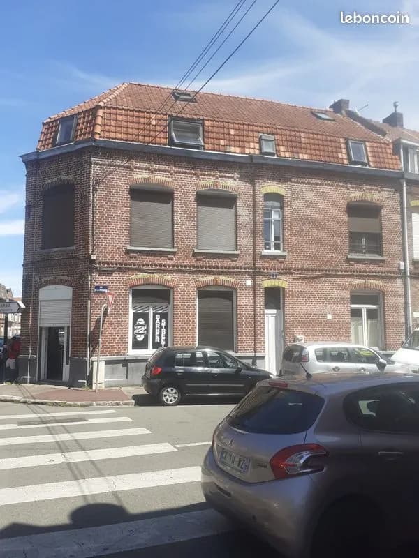 IMMEUBLE DE RAPPORT, ROUBAIX POTENNERIE, 195 m2, 187 000 - Photo 1