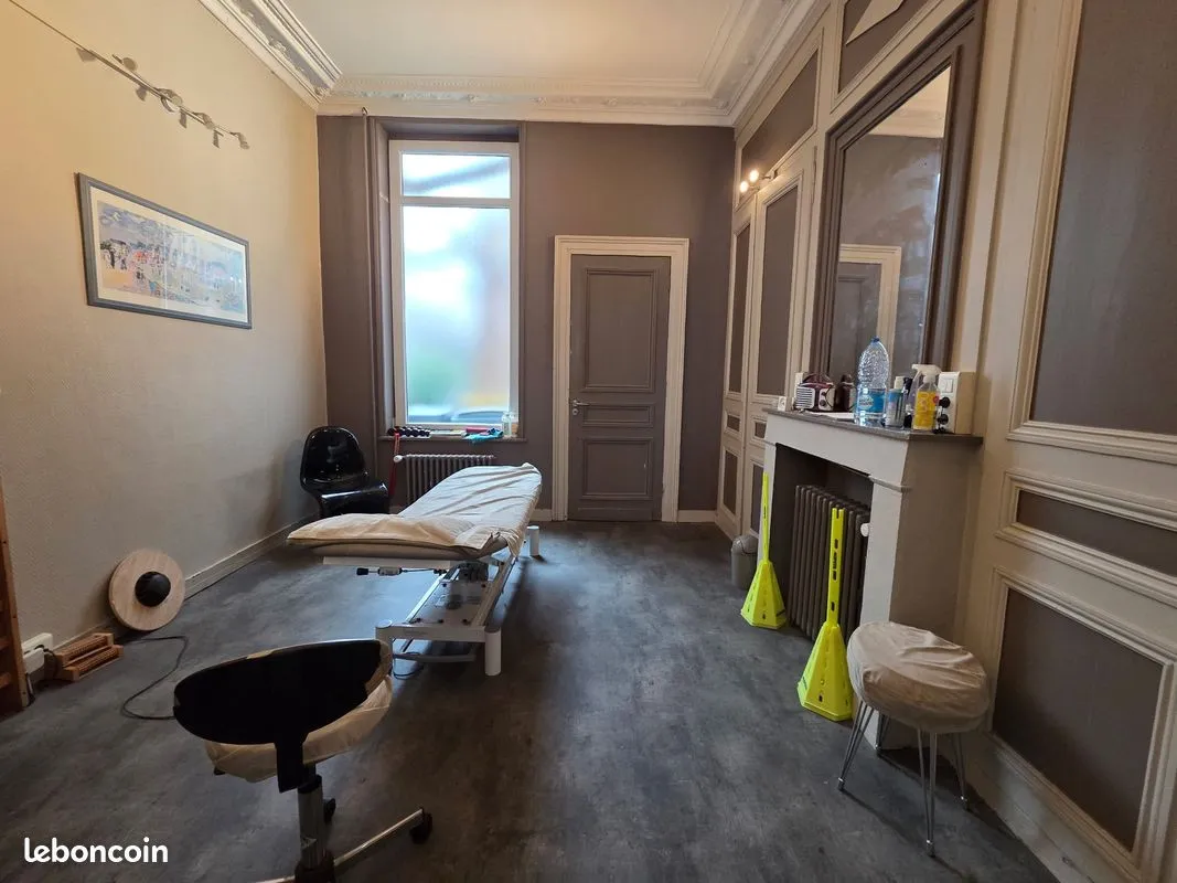 TOURCOING immeuble mixte professionnel / habitation idéalement situé 232 000 euros - Photo 1
