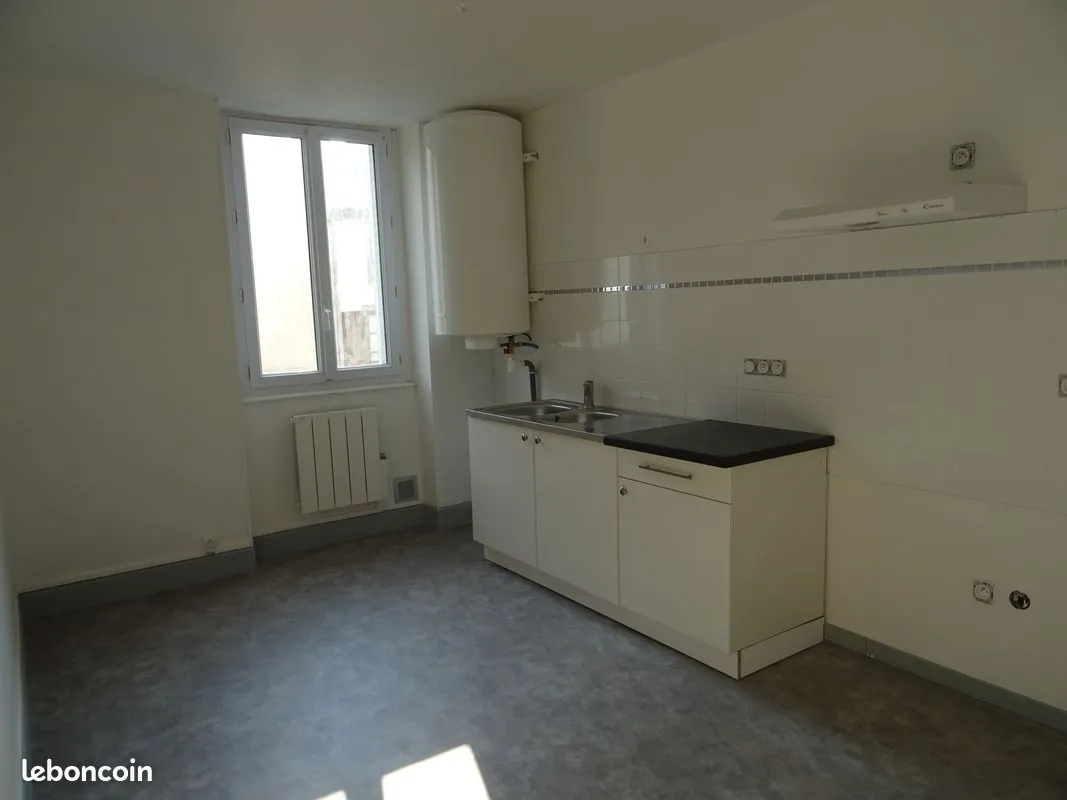 Combronde Immeuble de rapport - Photo 1